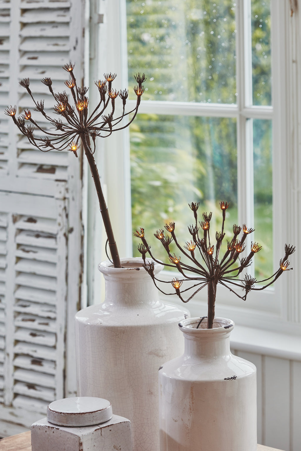 Solar & Battery Wild Fennel Garden Stake Light – 15 Warm White LEDs