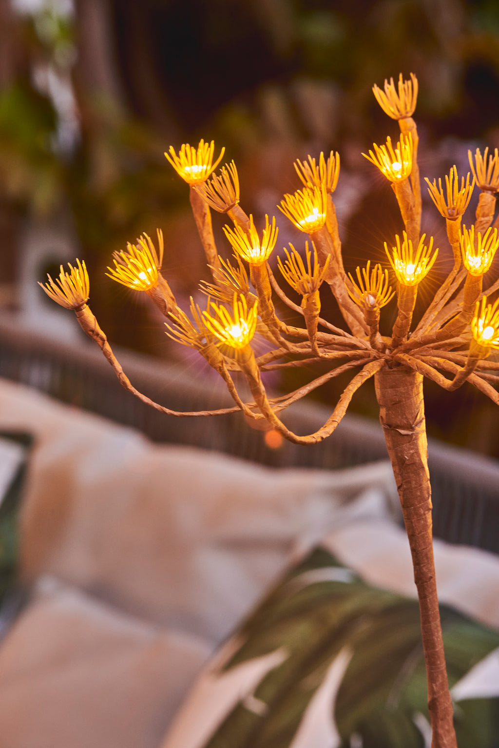 Solar & Battery Wild Fennel Garden Stake Light – 15 Warm White LEDs
